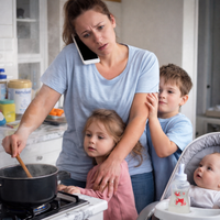 The Bubloo — 3-in-1 Self-Feeding Baby Bottle